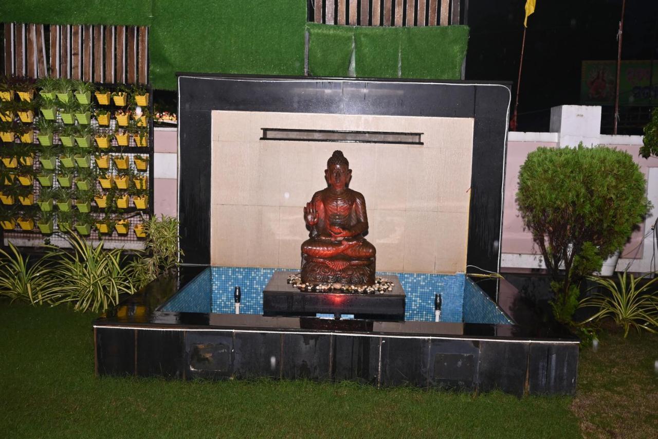 Hotel Sun Green Bhubaneswar Ngoại thất bức ảnh